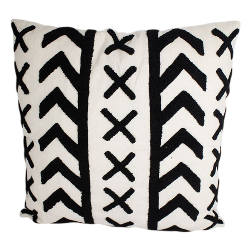 CUSHION ARROW EMBROIDERED B&W WITH INNER