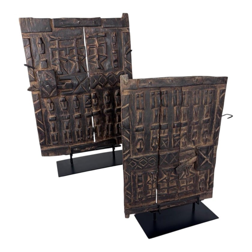 WOOD DOGON DOOR ON STAND